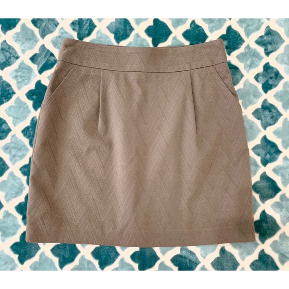 Trina Turk Dresses & Skirts - TRINA TURK Gray Textured Skirt